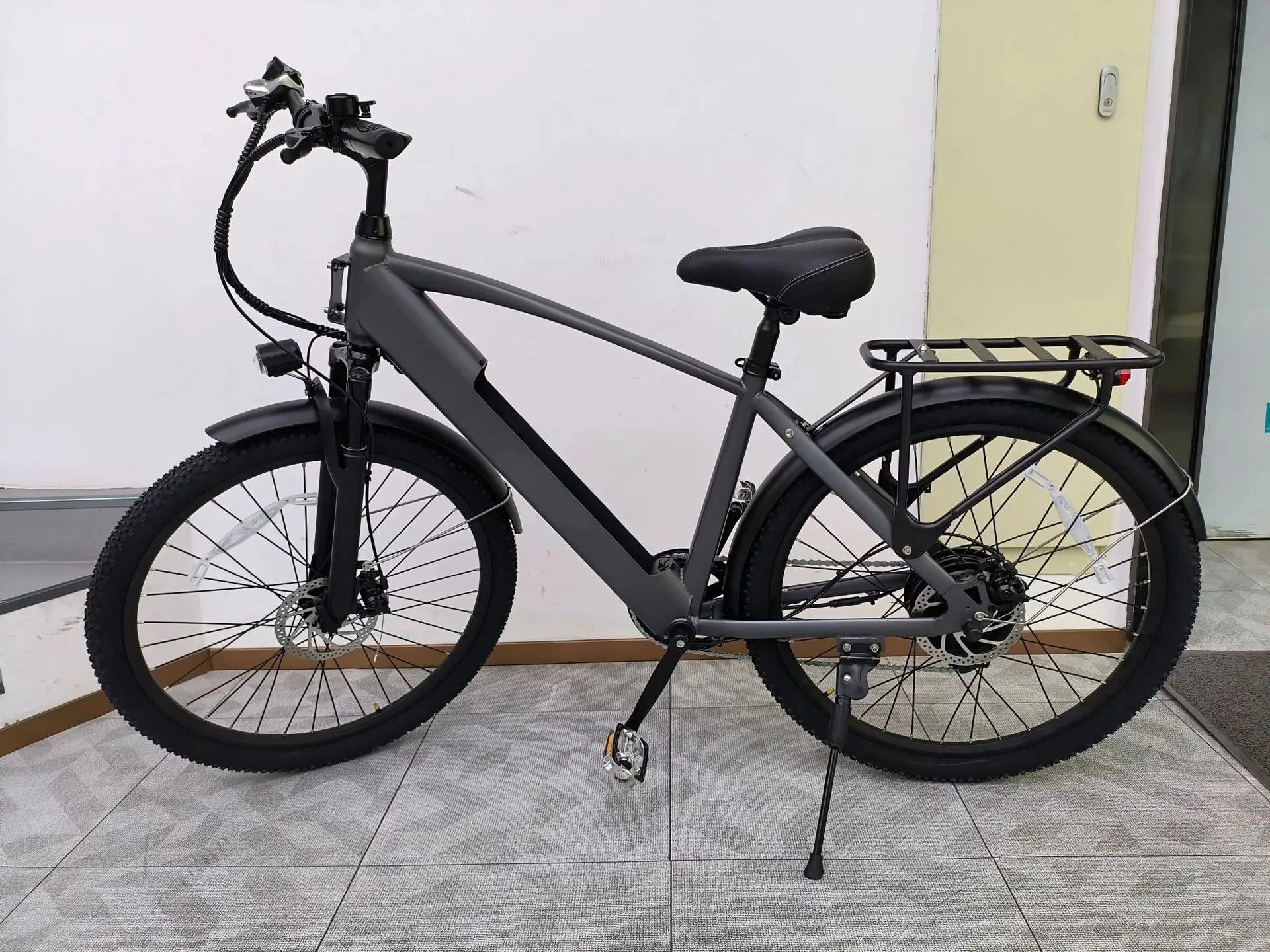 26-inch electric bicycle with built-in 750Wmotor, 48V10.4AH battery,time-saving and labor-saving E-bike for urban transportation